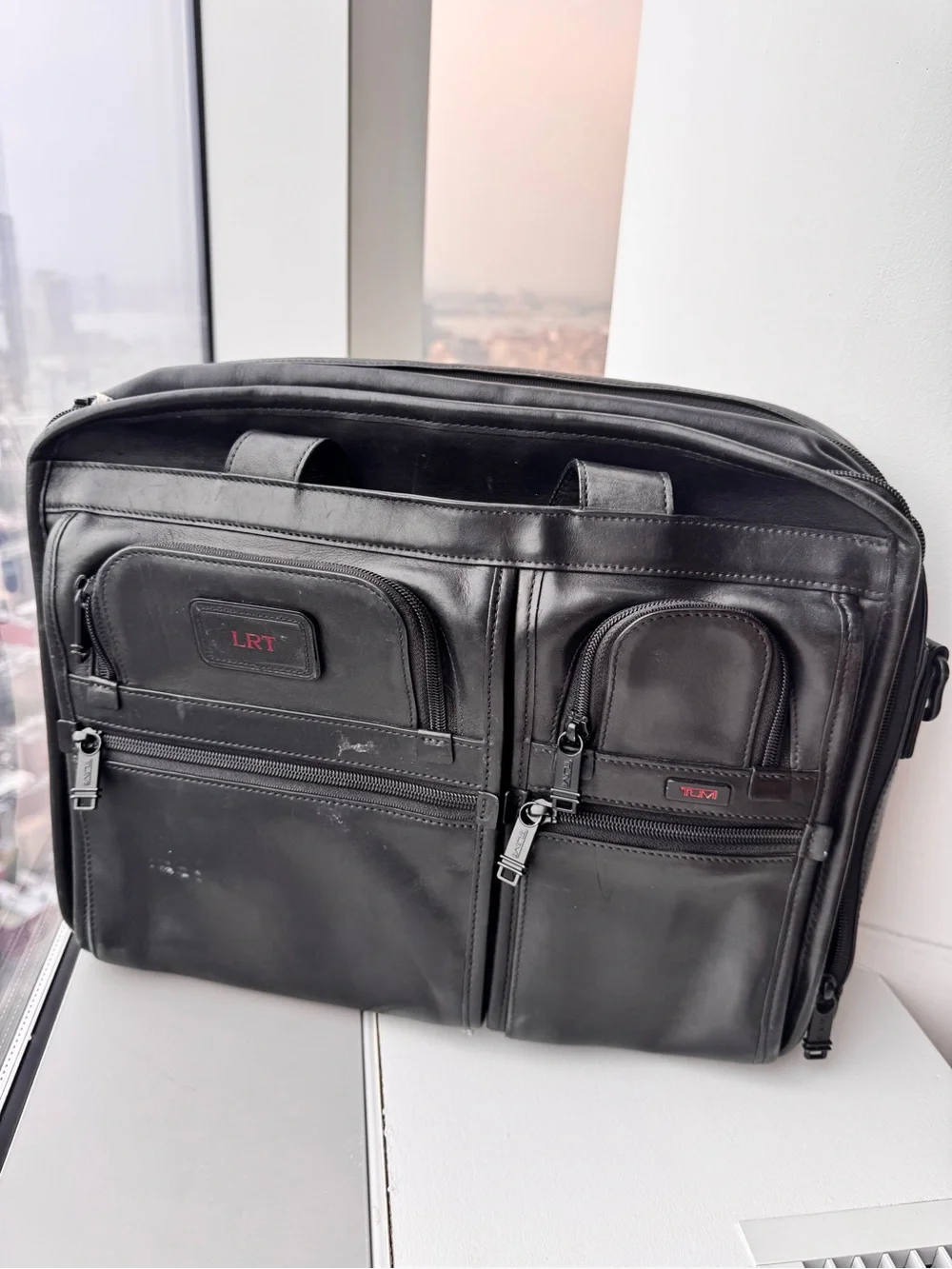 TUMI Black Leather Men's Briefcase Laptop Bag